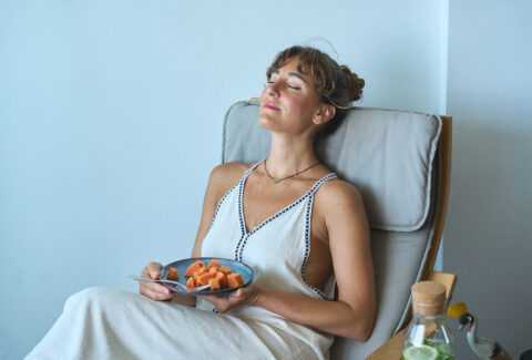 Deniz Orbay_Wellness Coach_Julia Malinowska_Brand Photographer Barcelona_114